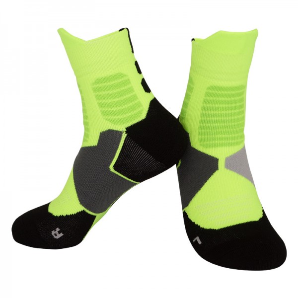 OEM wholesale sports socks terry wet absorbent elite basketball socks OEM wholesale sports socks terry wet absorbent elite basketball socks